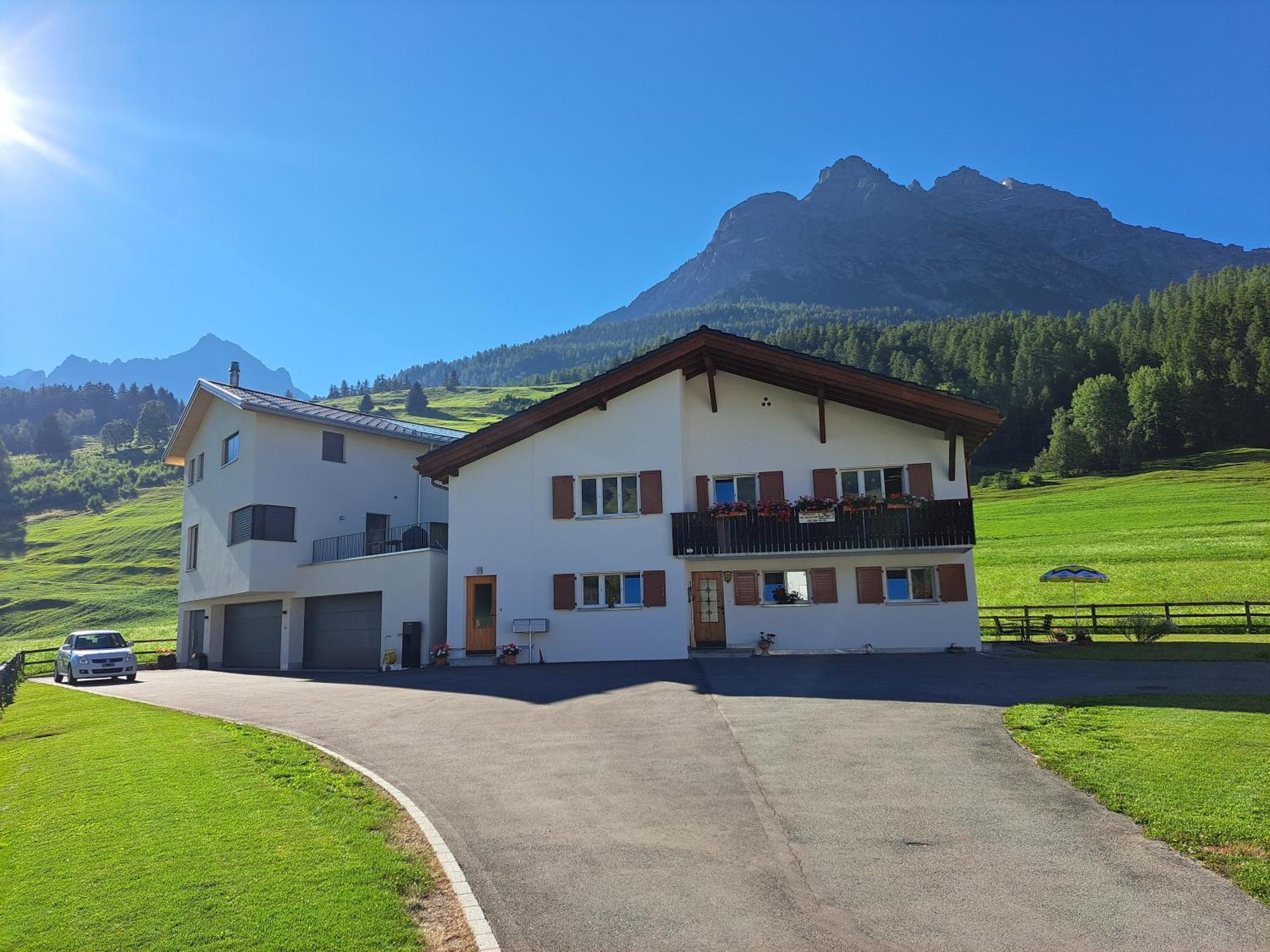 Haus Am See Tarasp Bagian luar foto